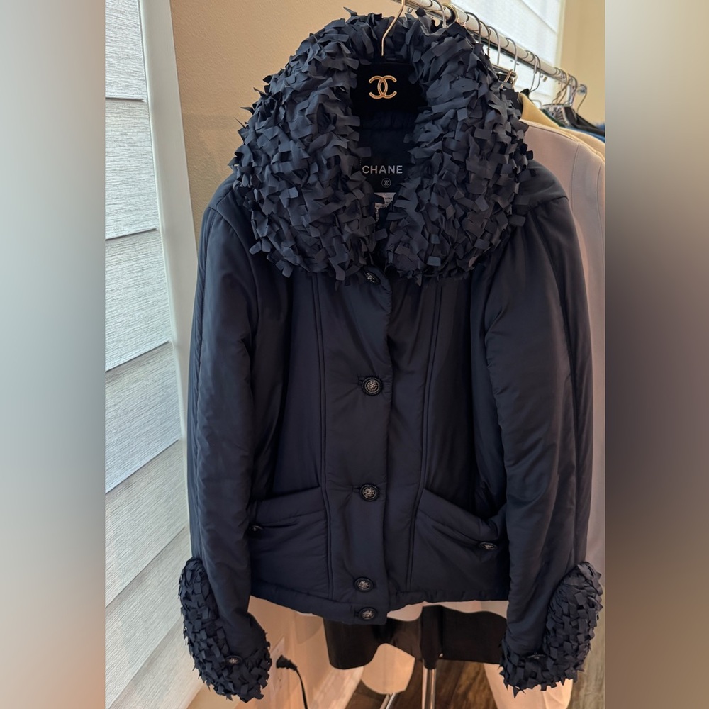 CHANEL ski jacket new